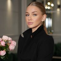 Полина