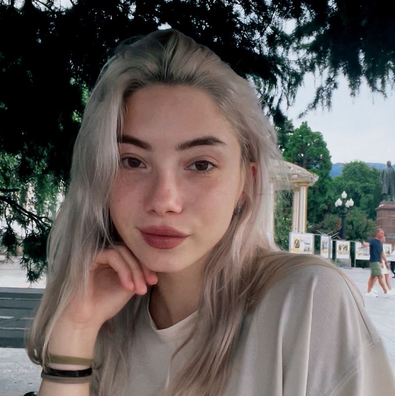 Ева