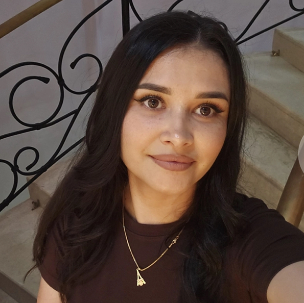 Алина