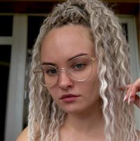 Савельева Виктория