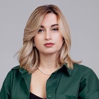Изотова Елена