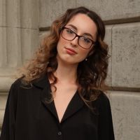 Леонова Полина
