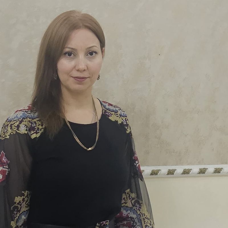 Султанат Стажер