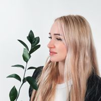 Елена Южакова
