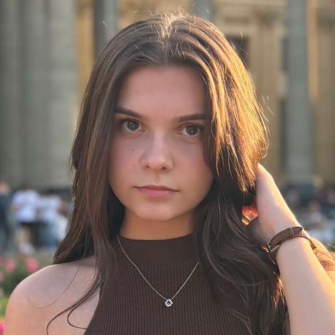 Быстрова Карина