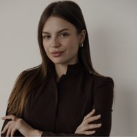 Полина