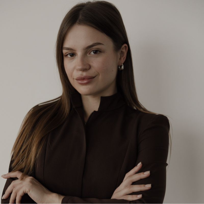 Полина