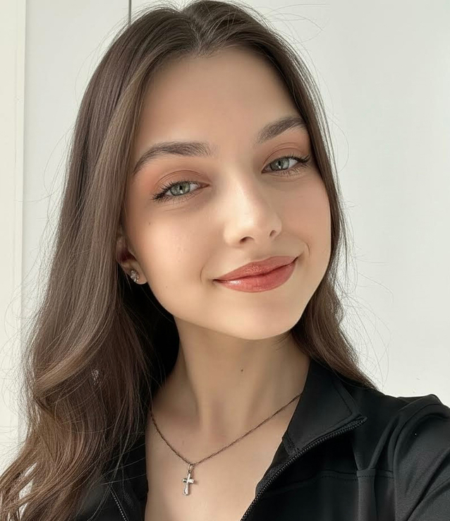 Плужникова Елизавета