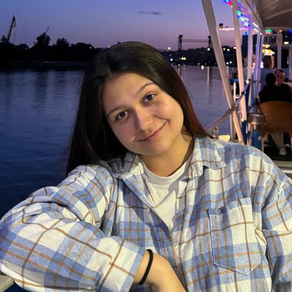Султанова Диана