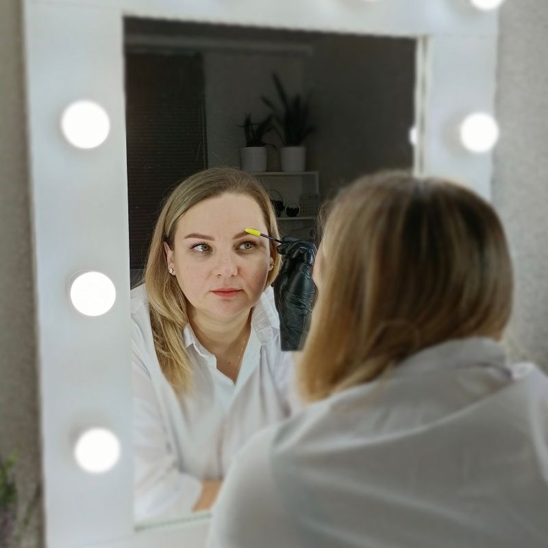 Яна