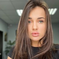 Яна
