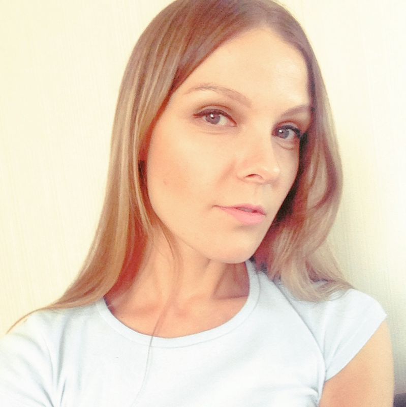 Сотникова Елена