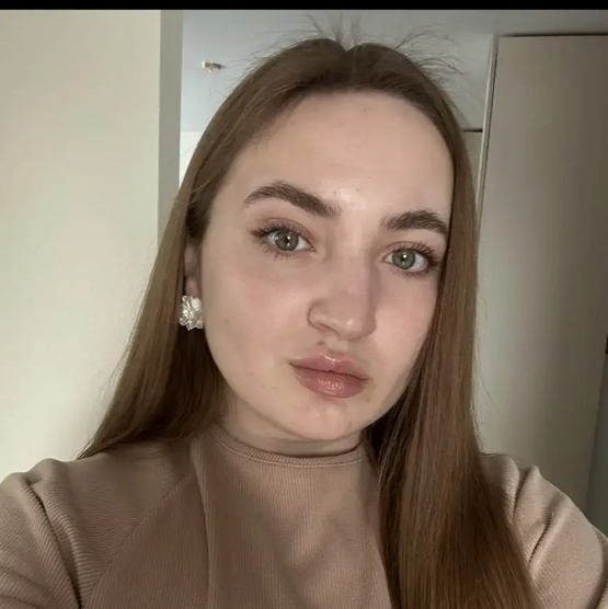 Полина