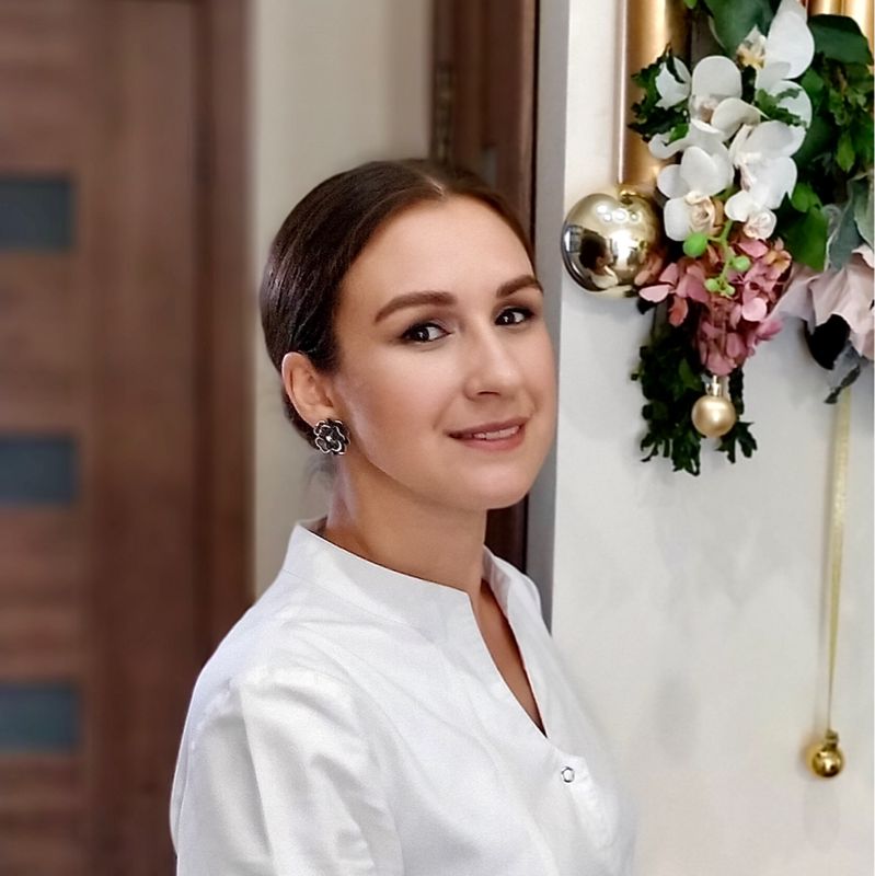 Исакова Любовь