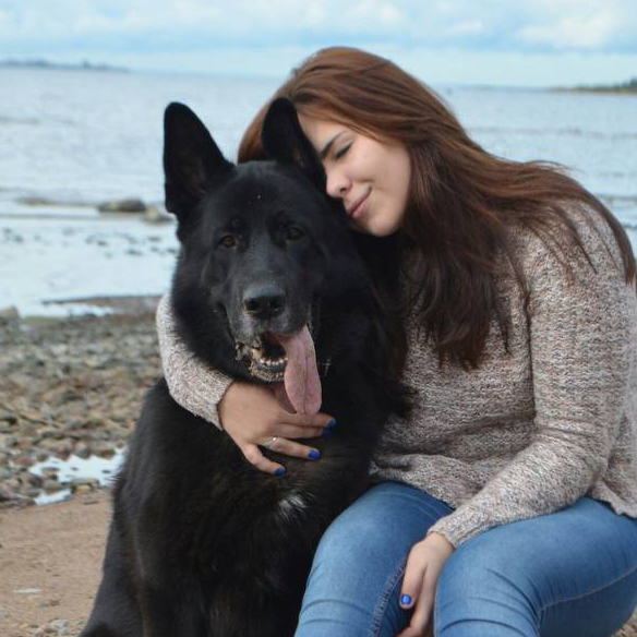 Полина