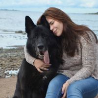 Полина