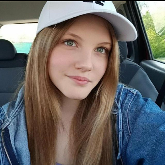 Плотникова Соня