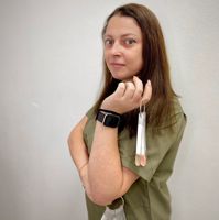 Колесникова Елена