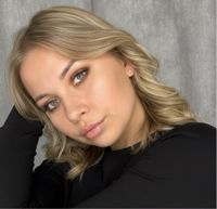 Полина