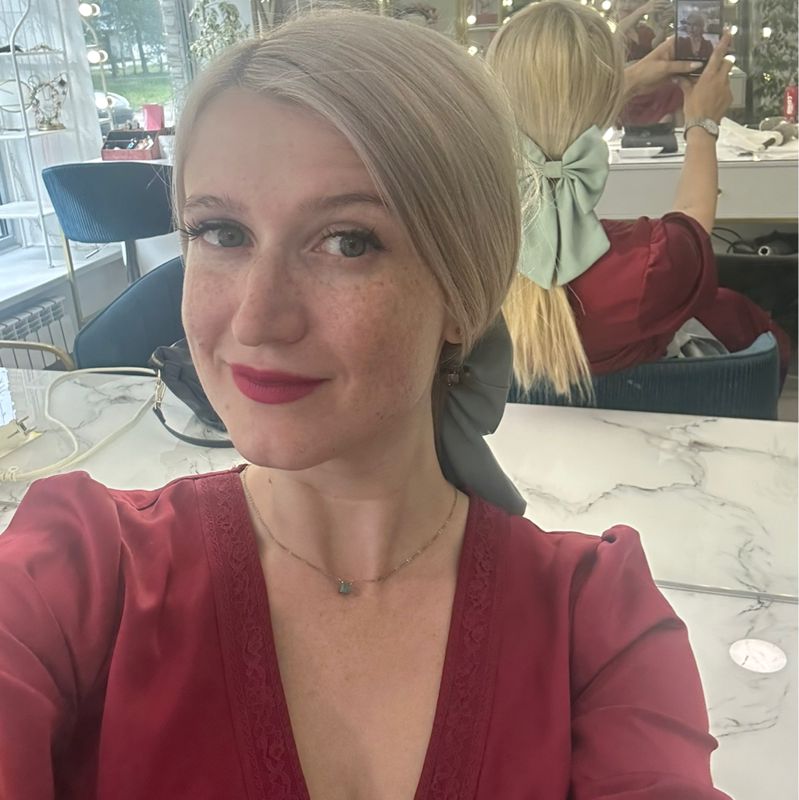 Яна Подшивалова