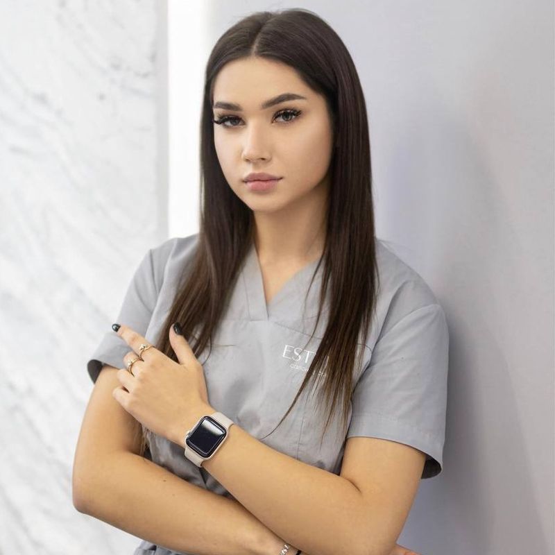 Полина