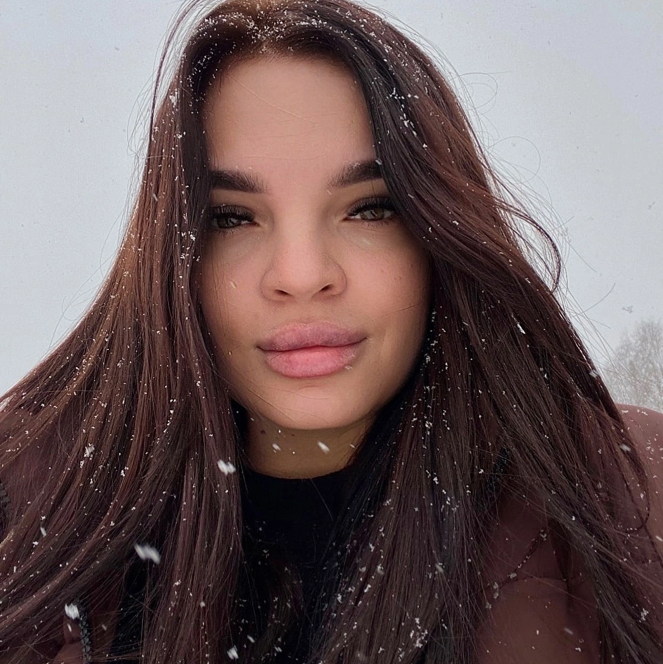 Аня