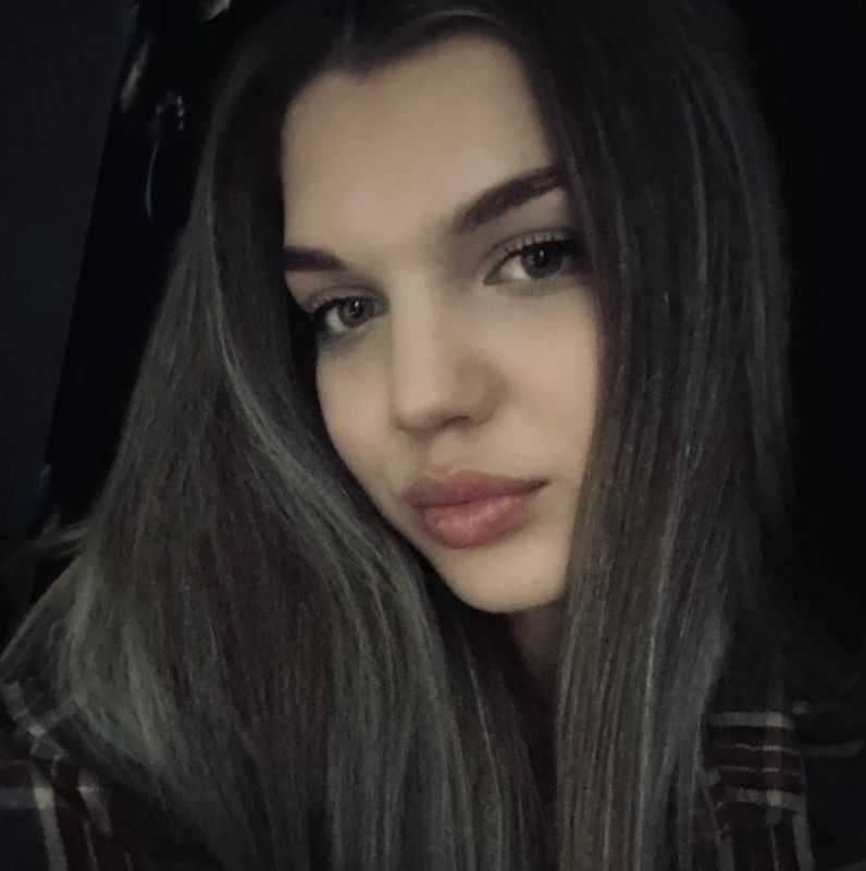 Ева