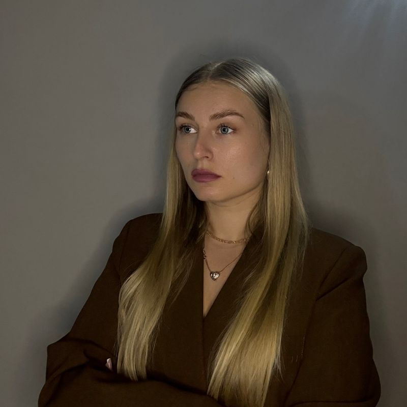 Бархатова Елена