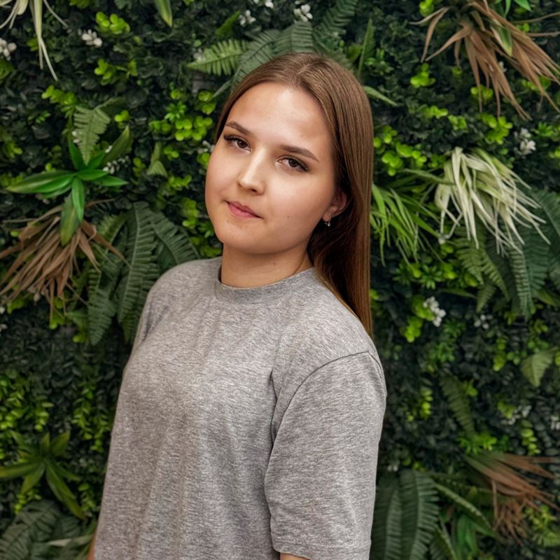 Полина