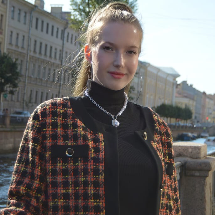 Алена