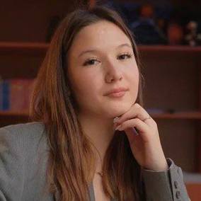 Стажер Марина