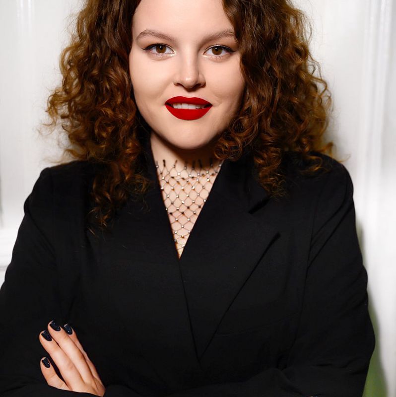 Пушкина Елена