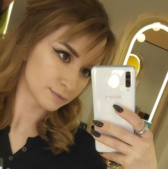 Яна