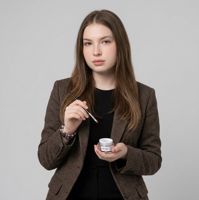 Полина