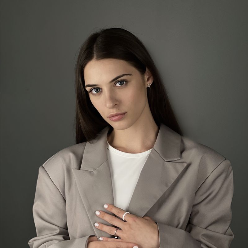 Якушова Аделина
