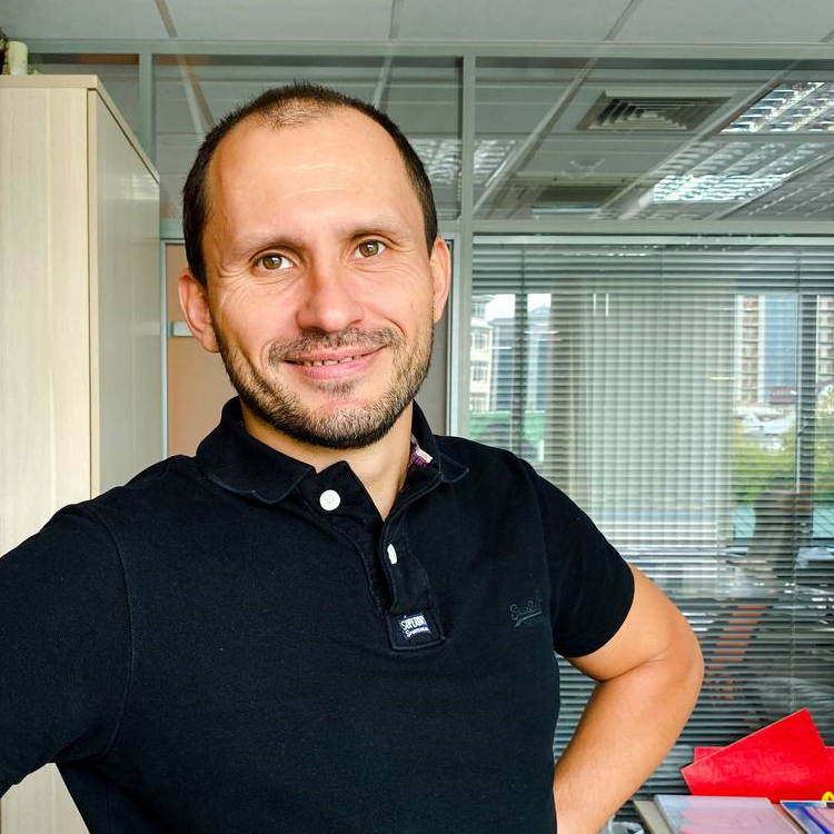 Яковенко Виктор