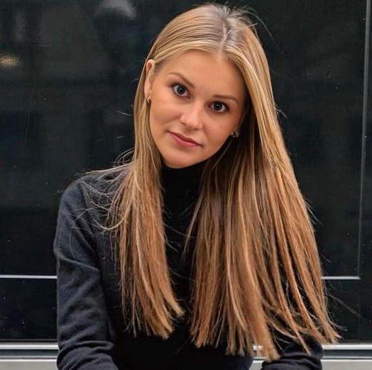 Алина