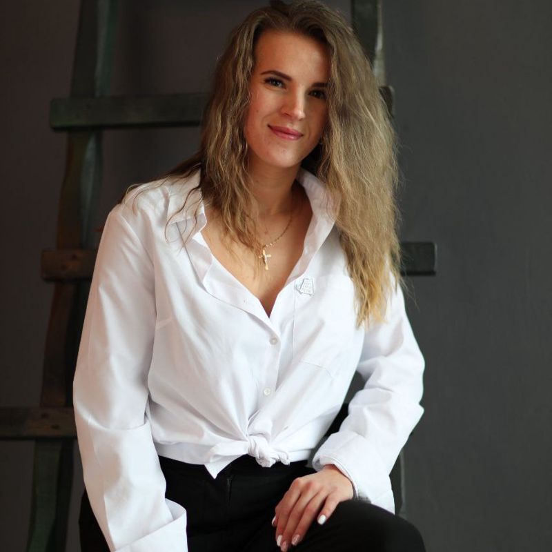 Зубкова Елена