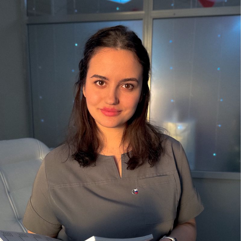 Полина