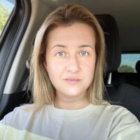 Никитина Елена