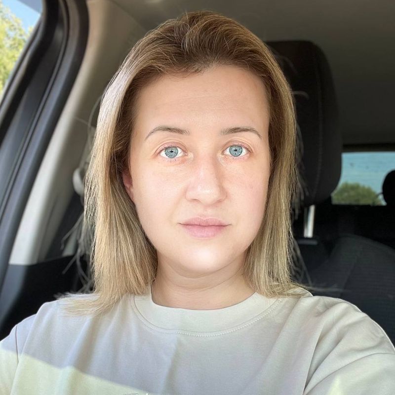 Никитина Елена