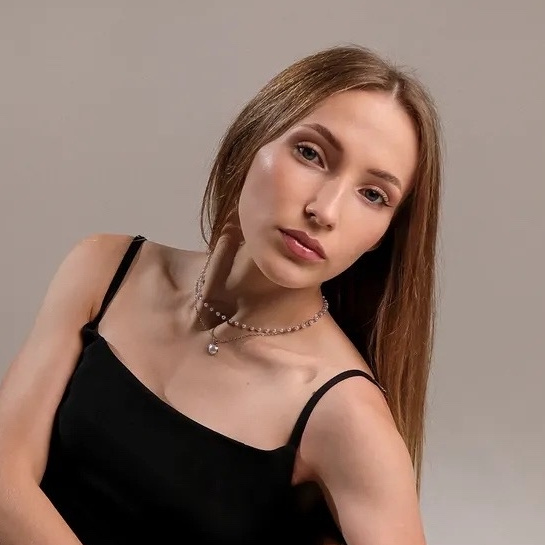 Алина