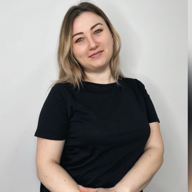 Стрельцова Галина