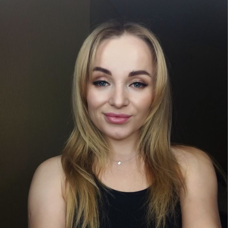 Яна