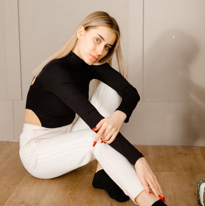 Алина