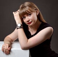 Полина