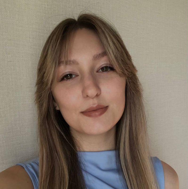 Стоянова Алина
