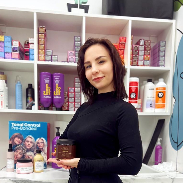 Михалева Анжела