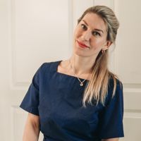 Полина