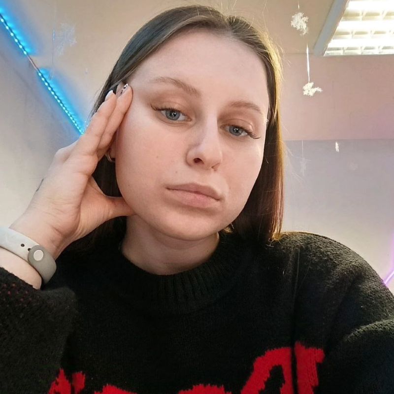 Мельникова Елена